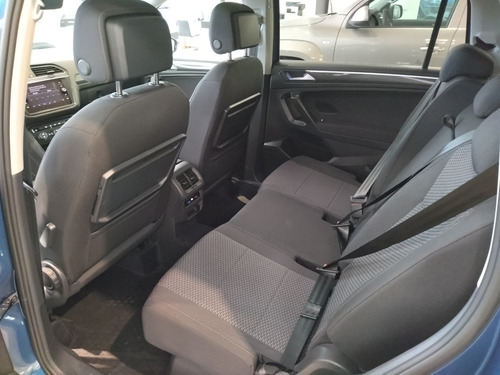 Imagen 13 de 15 de Vw Tiguan Comfortline 350 Tsi 4x4 Azul Entrega Inmediata Sg
