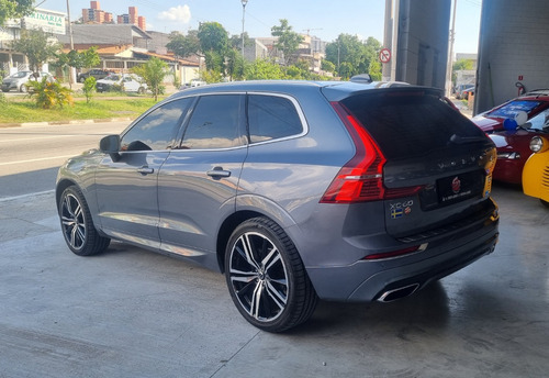 Volvo XC60 2.0 T5 R-design AWD