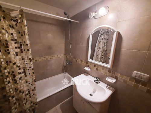 Gascon Y Av. Cordoba - Frente 38 M2 Impec Baulera Balcon Todo Sol