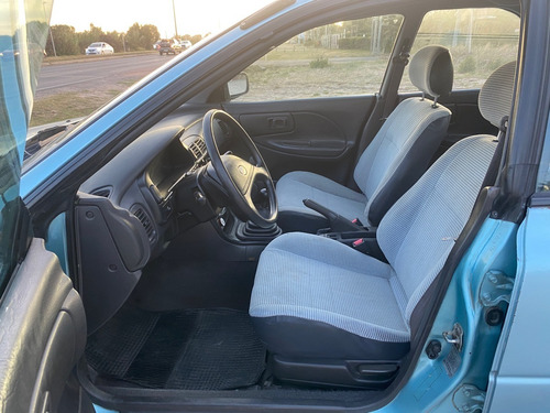 Imagen 2 de 14 de Subaru Impreza 1.6 4d Lx (1993)