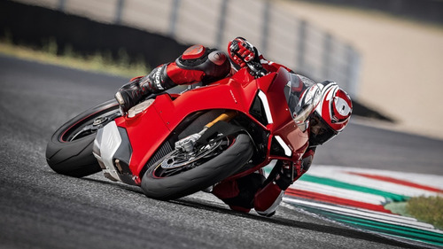 Pneu Pirelli Diablo Supercorsa Spv3 140/70-17 Tl 66w Tras