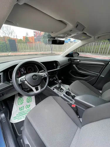Volkswagen New Jetta Conforline Turbo