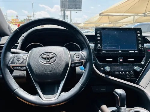 Toyota Camry 2.5 Xle Navegación At