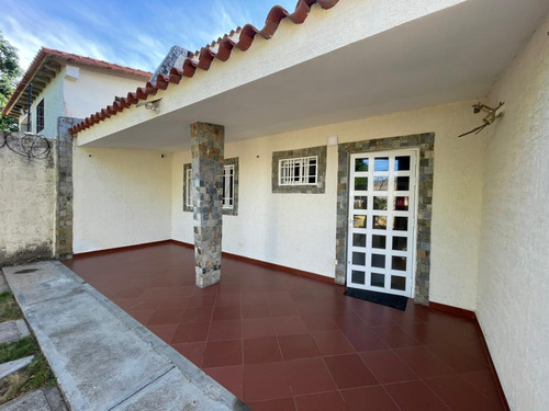 Excelente Townhouse Duplex Urb.brisas De San Miguel A Cinco Minutos Del Sambil