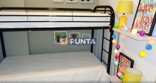 Imagen 11 de 12 de Apartamento En Alquiler - Mansa