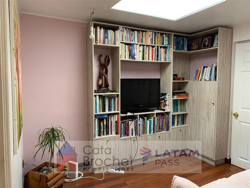 Casa En Venta De 3 Dormitorios En Las Condes