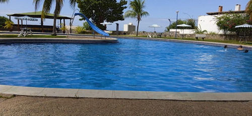 Imagen 8 de 26 de Alquiler Vacacional En La Guaira Naiguata Frente Al Club Puerto Azul Espectacular Para Vacacionar Roca Inmobliaria 04142702372