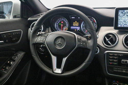 Imagem 8 de 15 de Mercedes-benz Gla 250 2.0 16v Turbo Gasolina Vision 4p