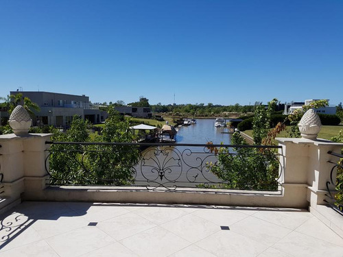 Casa - El Yacht De Nordelta Con Amarra Y Salida Directa Al Río Luján