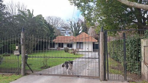 Casa En Venta En Grosellar