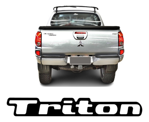 Emblema Adesivo Nome Triton Fundo Preto Resinado