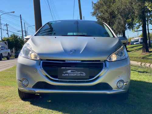 Peugeot 208 1.6 Feline 2014