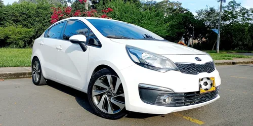 Kia Rio R Version Full 1.4 Precio: $ 44.500.000 Modelo: 2016