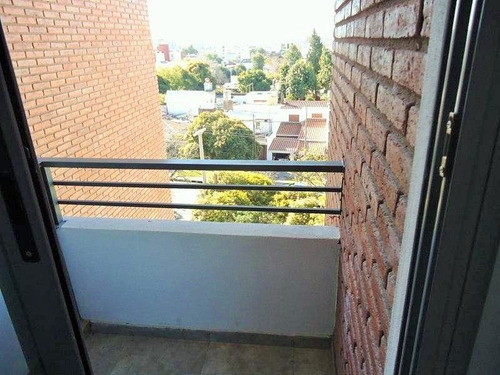 Imagen 3 de 14 de Departamento En Venta De 2 Dormitorios En Alto Alberdi