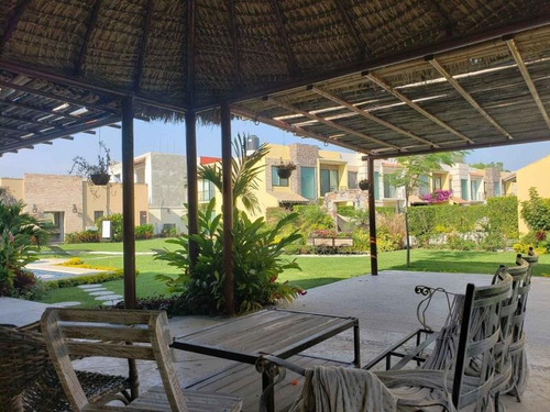 Impecable Casa En Condominio Doble Acceso Controlado Linda Area Comun