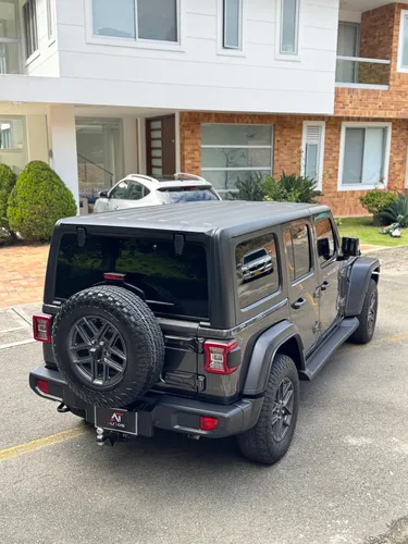 Jeep Wrangler 2.0 Sport Awd