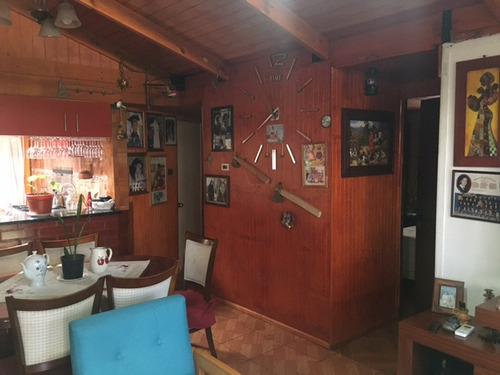 Gran Casa Pasaje Pablo Neruda Villa Sargento Aldea Lampa