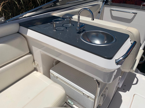 Lancha Crucero Regal 3550 Cuddy
