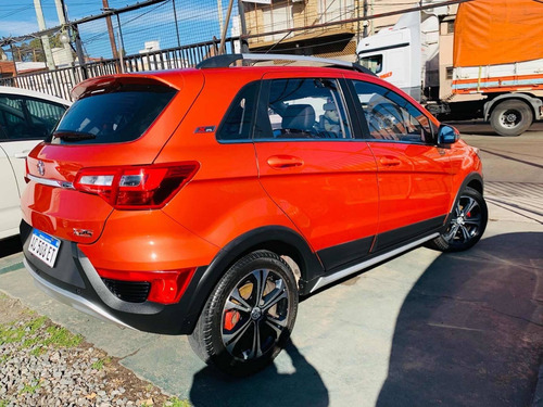 Imagen 2 de 11 de Baic X25 2018 1.5 Elite