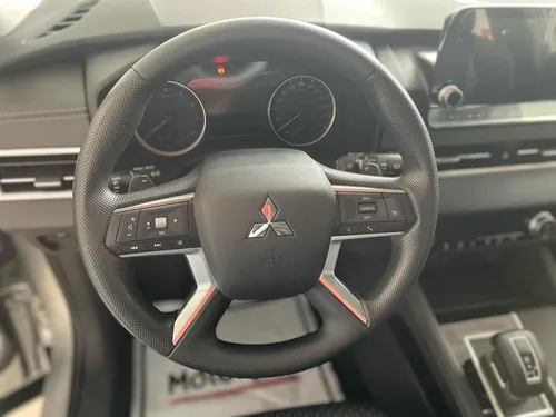 Mitsubishi All New Outlander 4x2 2.5l At.