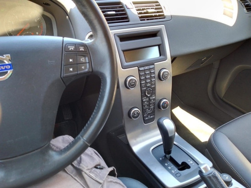 Volvo S40 2.0 Mt P2 2010