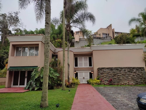 Casa De Lujo En Venta, Espectacular Casa En La Lagunita, El Hatillo, Caracas, Venezuela, Con Excelente Clima De Montaña