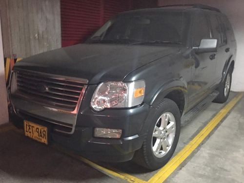 Ford Explorer At 4000 4x4