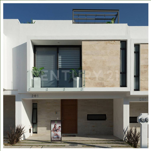 Casa En Venta Con Roof Garden Dentro De Coto En Vicenza Residencial