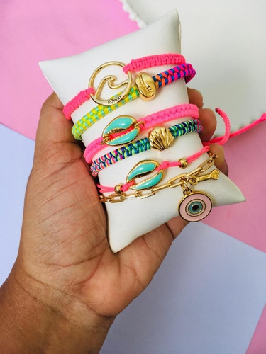 Imagem 3 de 4 de Mix Pulseiras Feminina Olho Grego