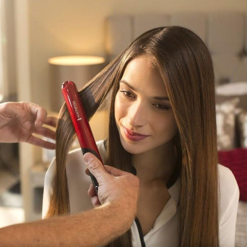 Planchita De Pelo Remington Professional Silk S9600 Roja 220 Rojo