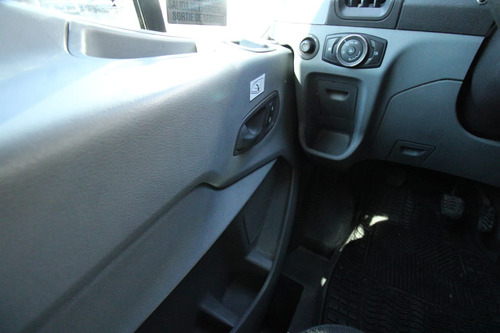 Ford Transit 2.2 Pasajeros Larga Techo Alto Custom Mt