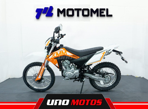 Imagen 1 de 24 de Motomel Xmm 250cc Moto Enduro Linea 2023 