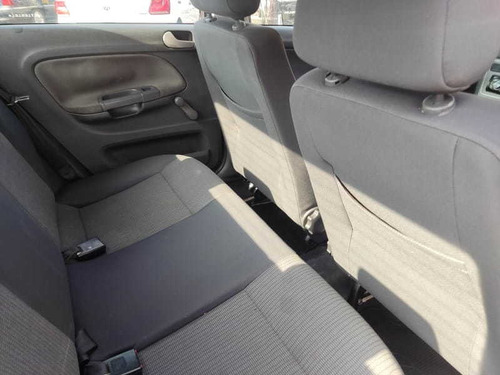 Imagem 13 de 15 de Volkswagen Voyage 1.0 2014
