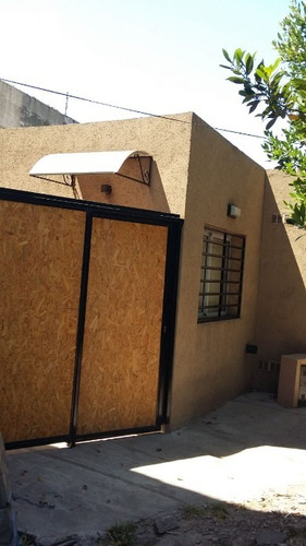 Imagen 10 de 11 de Casa Ph De 2 Ambientes En Venta - Moron Norte