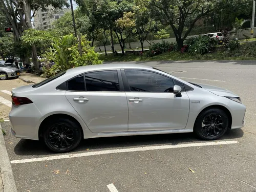 Toyota Corolla 1.8 Xe-i Hibrido At 4x2 2020