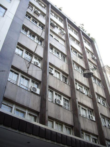 Sarmiento 600. Edificio De Catergoría.