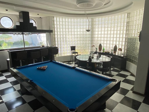 Casa En Venta En Fuentes Del Pedregal