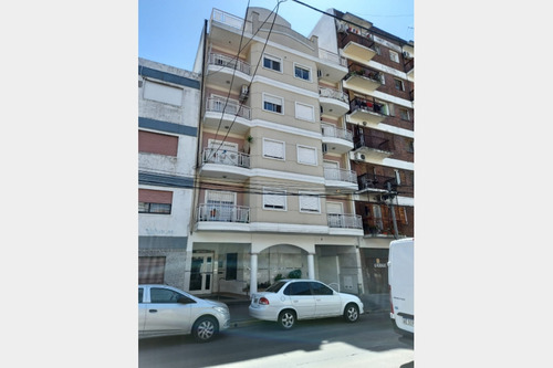 Departamento En Venta En Ramos Mejia