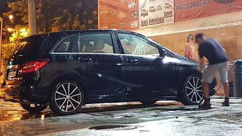 Mercedes-benz B200