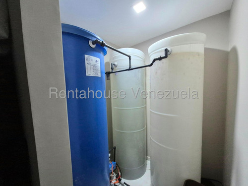 Maravilloso Y Completamente Remodelado Apartamento En Venta Con Inmejorable Ubicación Colinas De La Tahona