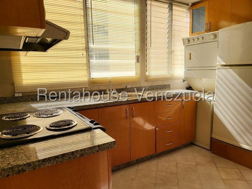 Alquiler De Bello Apartamento. Mls 25-13678. Ycl.
