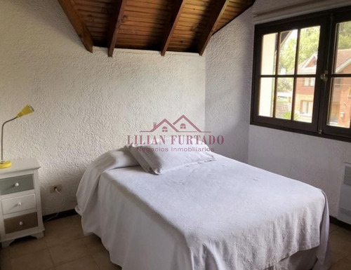Residencia En Alquiler Anual- Ref: 863