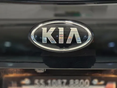 Kia Sorento 5p EX PACK, V6 TA Piel QCP GPS 7 pas. RA-18"
