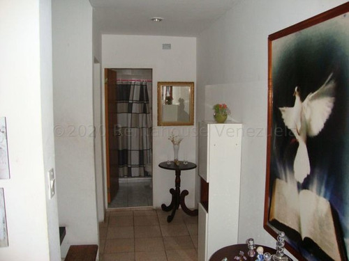 Imagen 13 de 30 de Casa En Venta Zona Centro-este Barquisimeto 22-21162 M&n