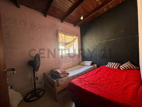 Venta De Ph Interno 3 Ambientes Con Patio Y Cochera Sobre Calle Andres Baranda N°4122 Entre L...