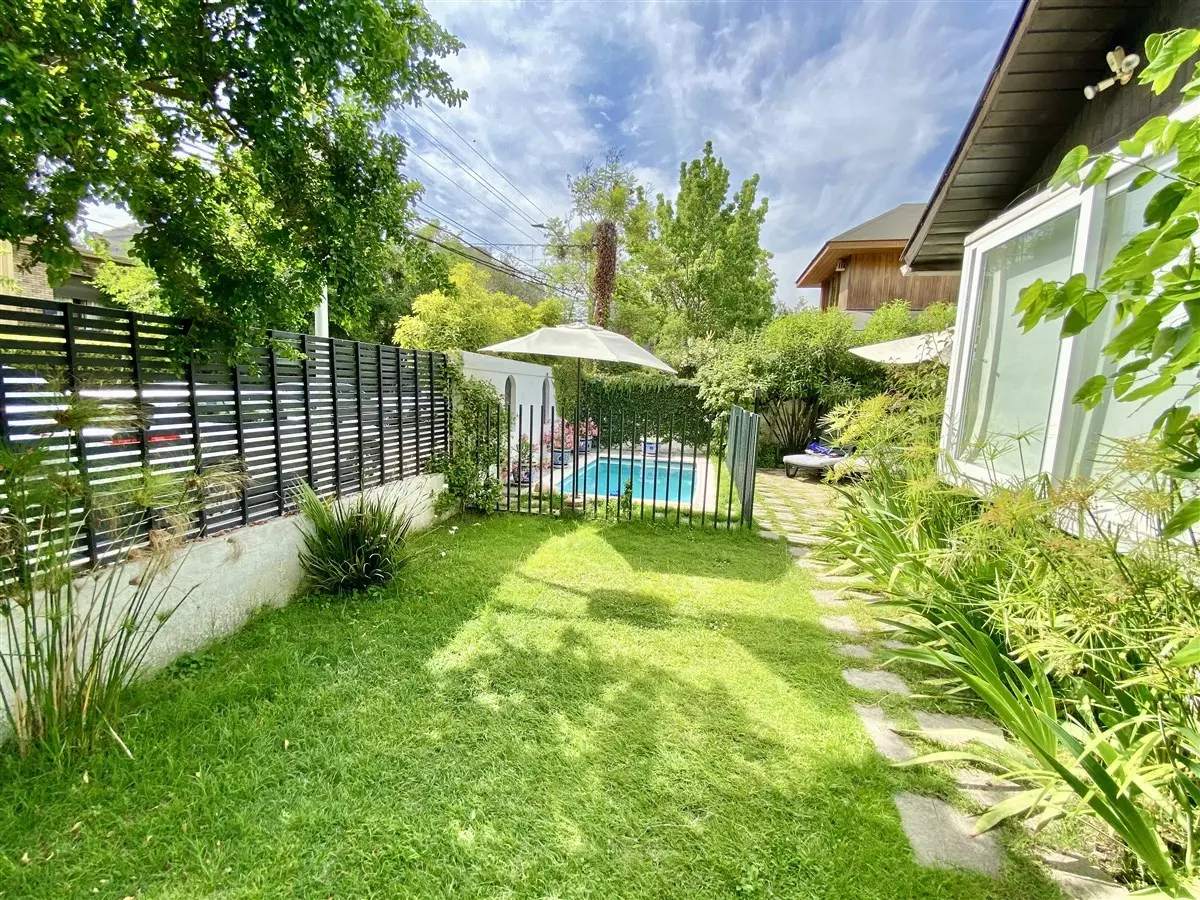 Imagen 4 de 22 de Casa En Venta De 5 Dormitorios En Vitacura