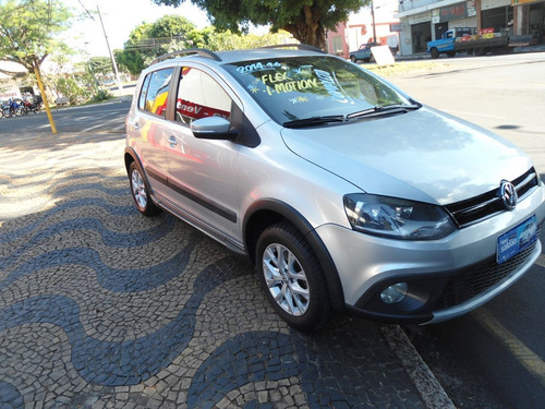 Imagem 3 de 6 de Volkswagen Crossfox 1.6 4p Flex I-motion Automatizado