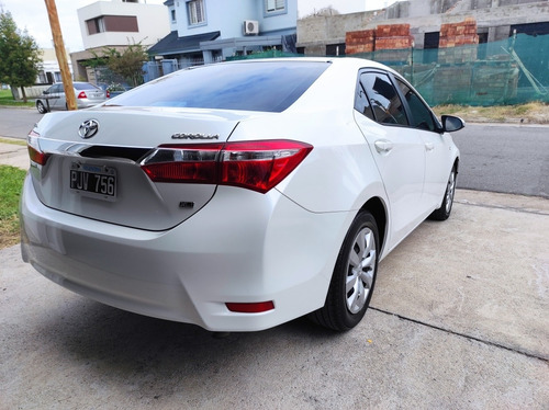 Toyota Corolla 2016 1.8 Xli Cvt 140cv