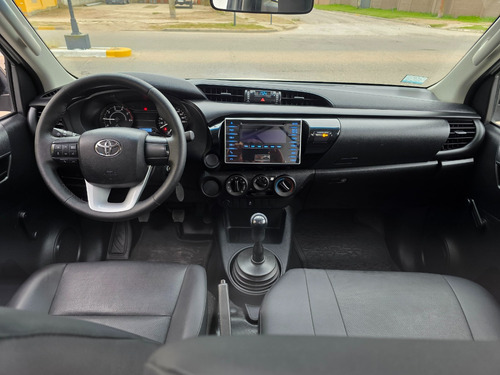 Toyota Hilux Cabina Simple 4x2