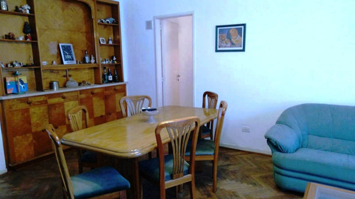Imagen 6 de 14 de Vende Gran 4 Ambientes A La Calle -107 M2- Zona Microcentro